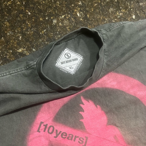 Travis Scott 10 Years Days Before Rodeo Box Set Shirt (Shirt + Box ONLY) - Picture 3 of 4